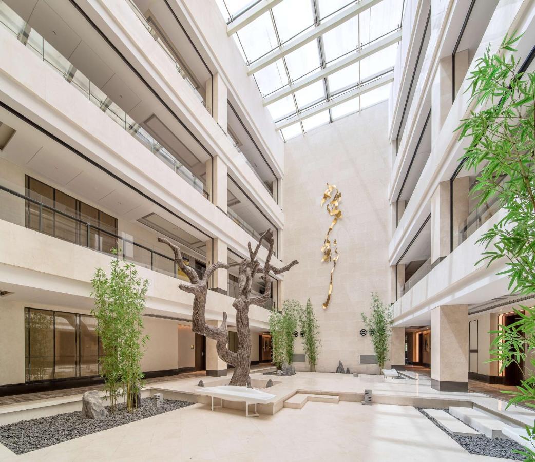 Radisson Blu Hotel Wuhan Etd Zone Exterior photo