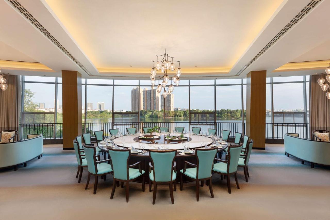 Radisson Blu Hotel Wuhan Etd Zone Exterior photo