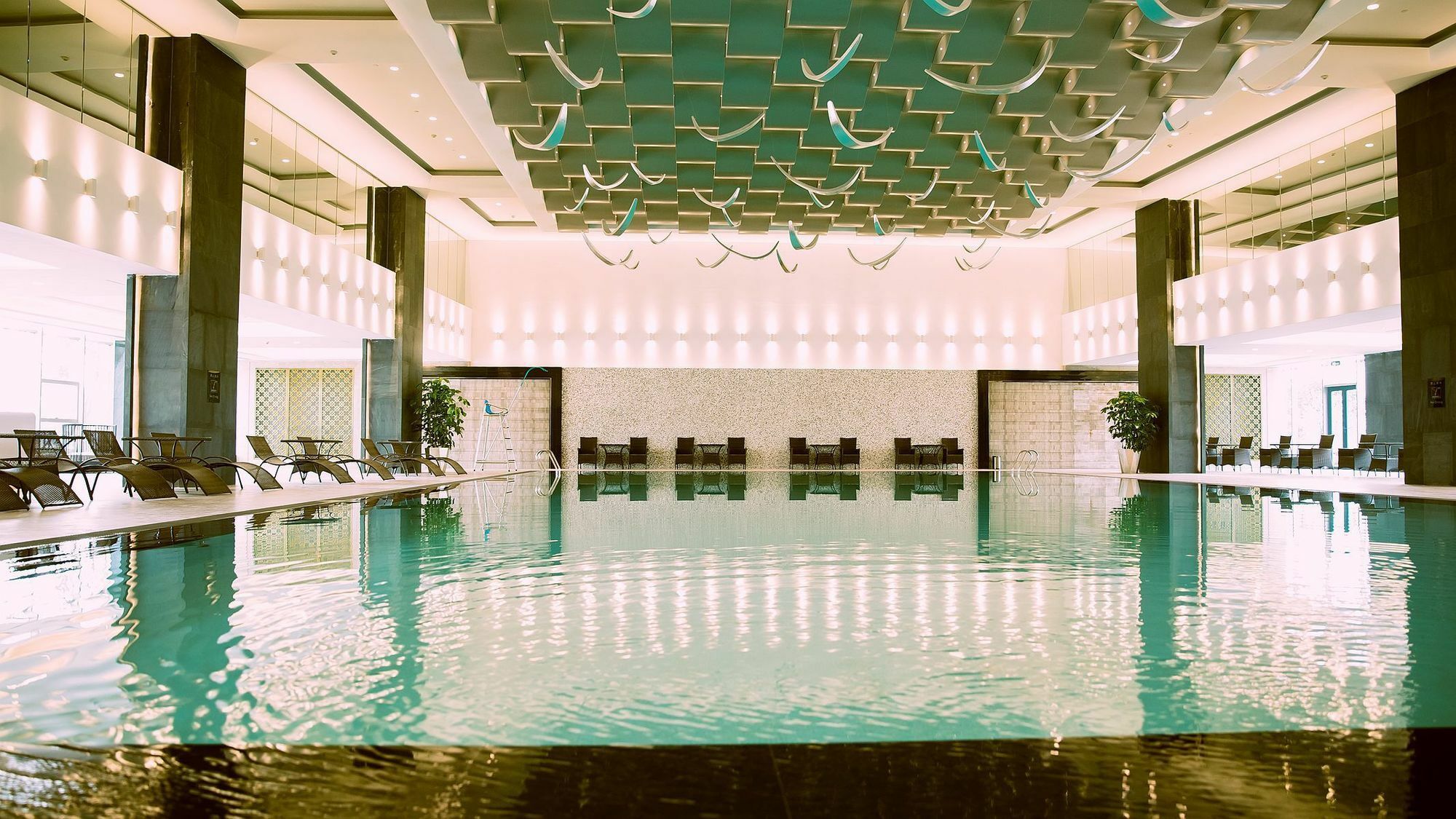 Radisson Blu Hotel Wuhan Etd Zone Exterior photo