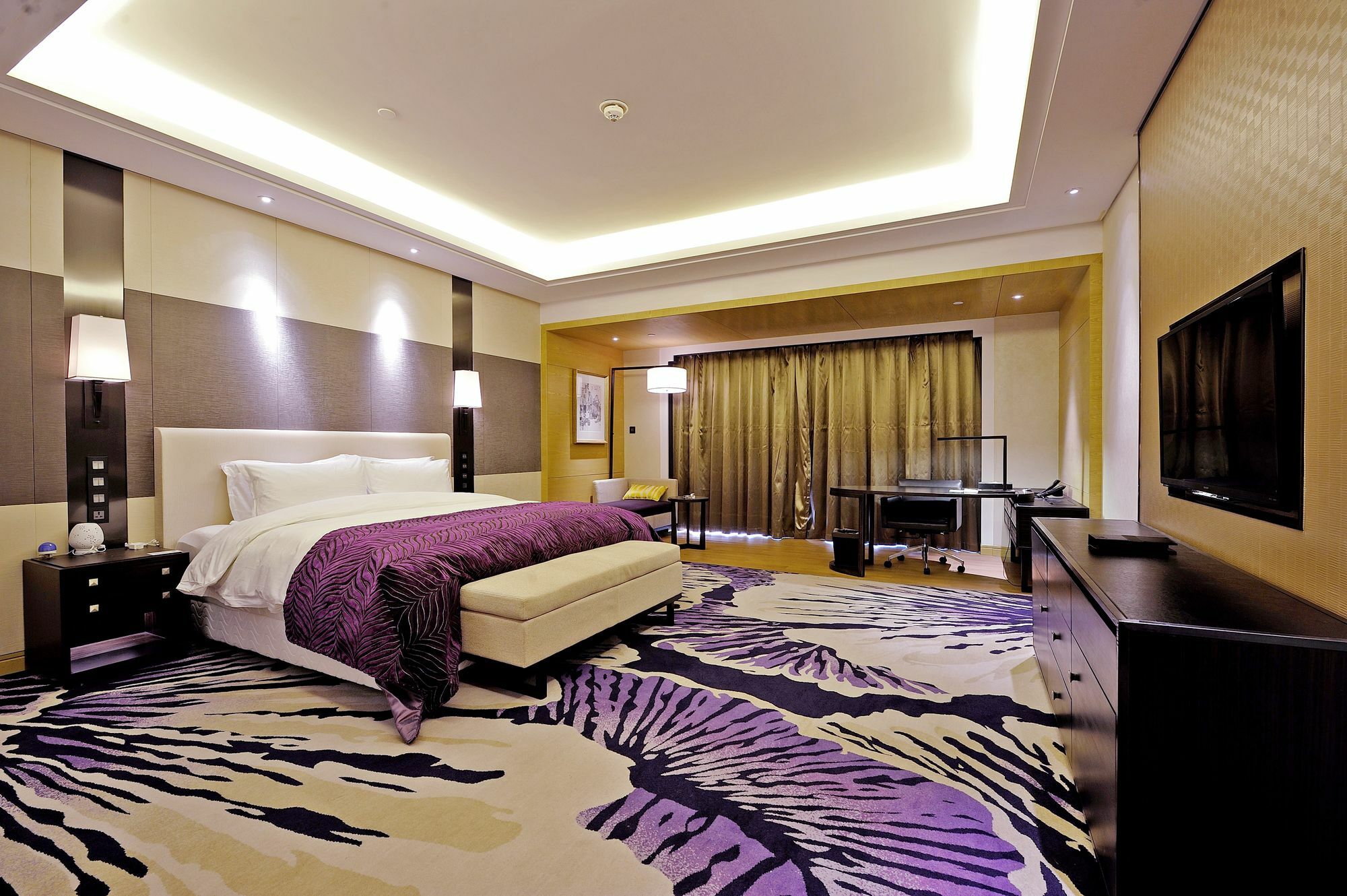 Radisson Blu Hotel Wuhan Etd Zone Exterior photo